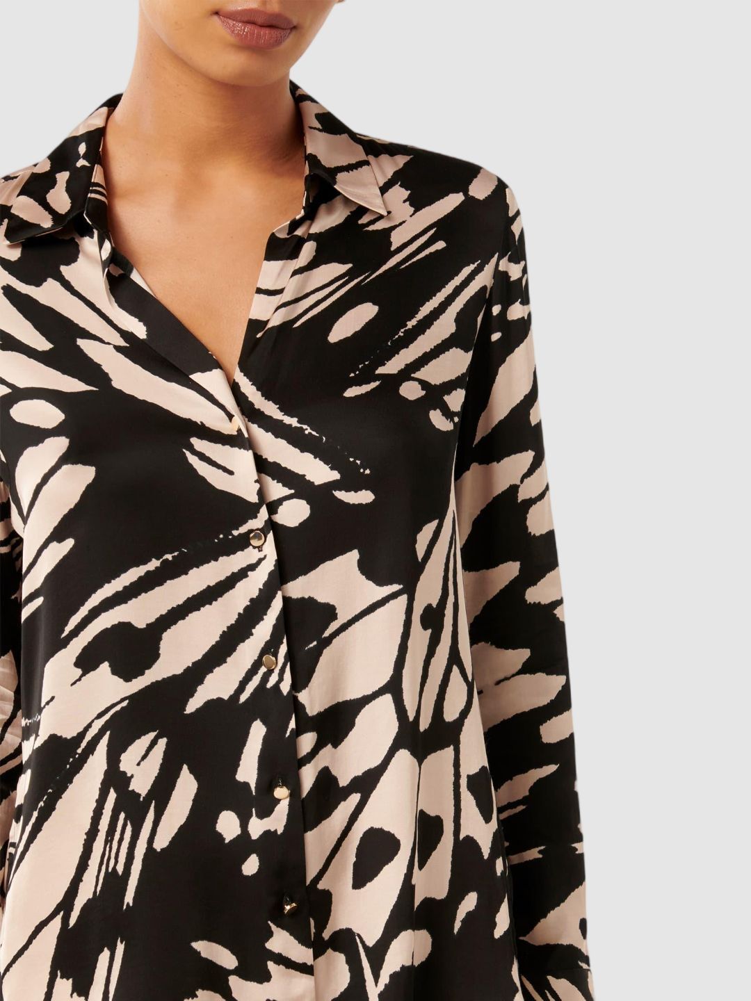 Smart Spread Collar Abstract Printed Casual Shirt