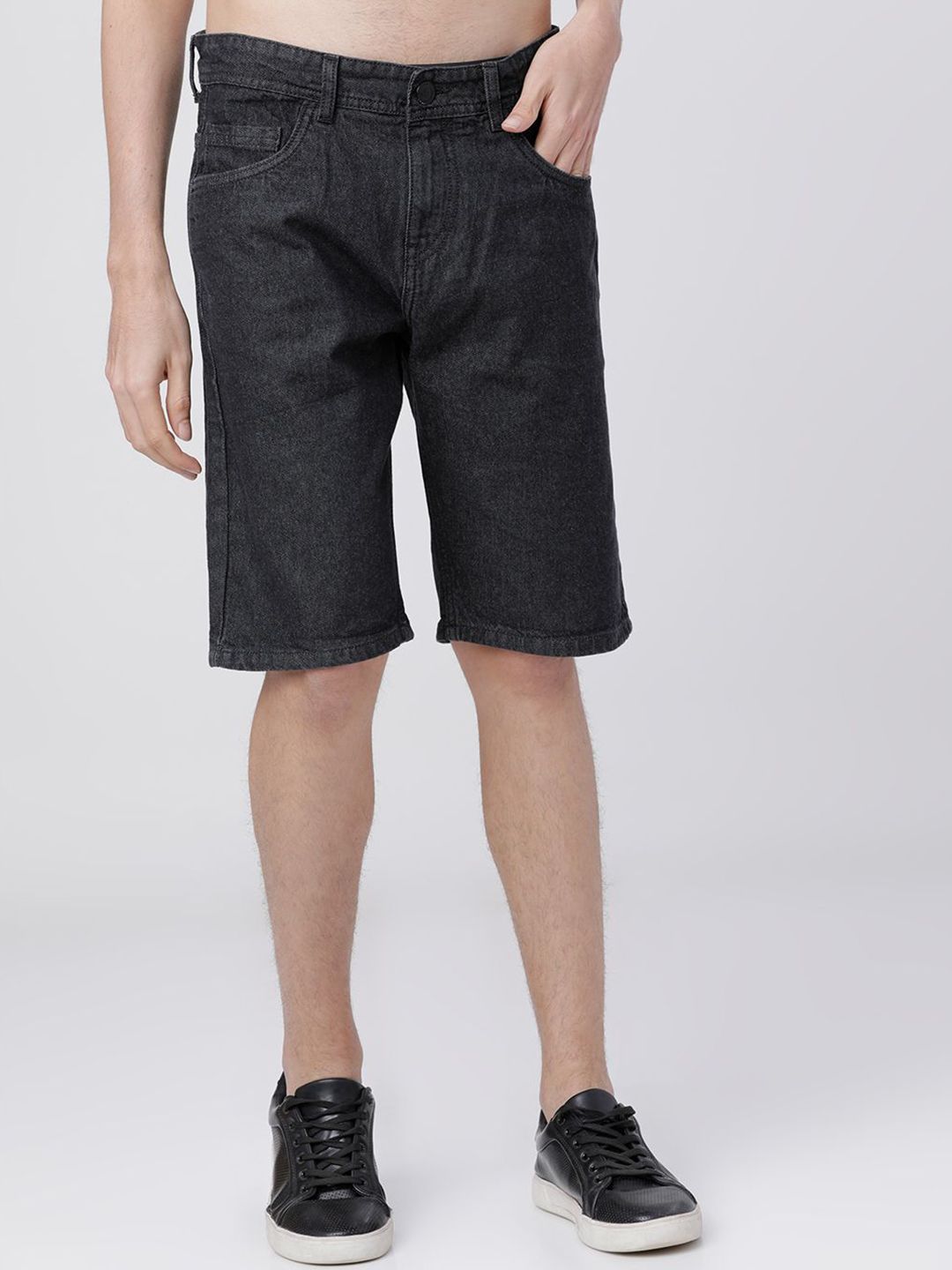 HIGHLANDER Men Slim Fit High-Rise Denim Shorts