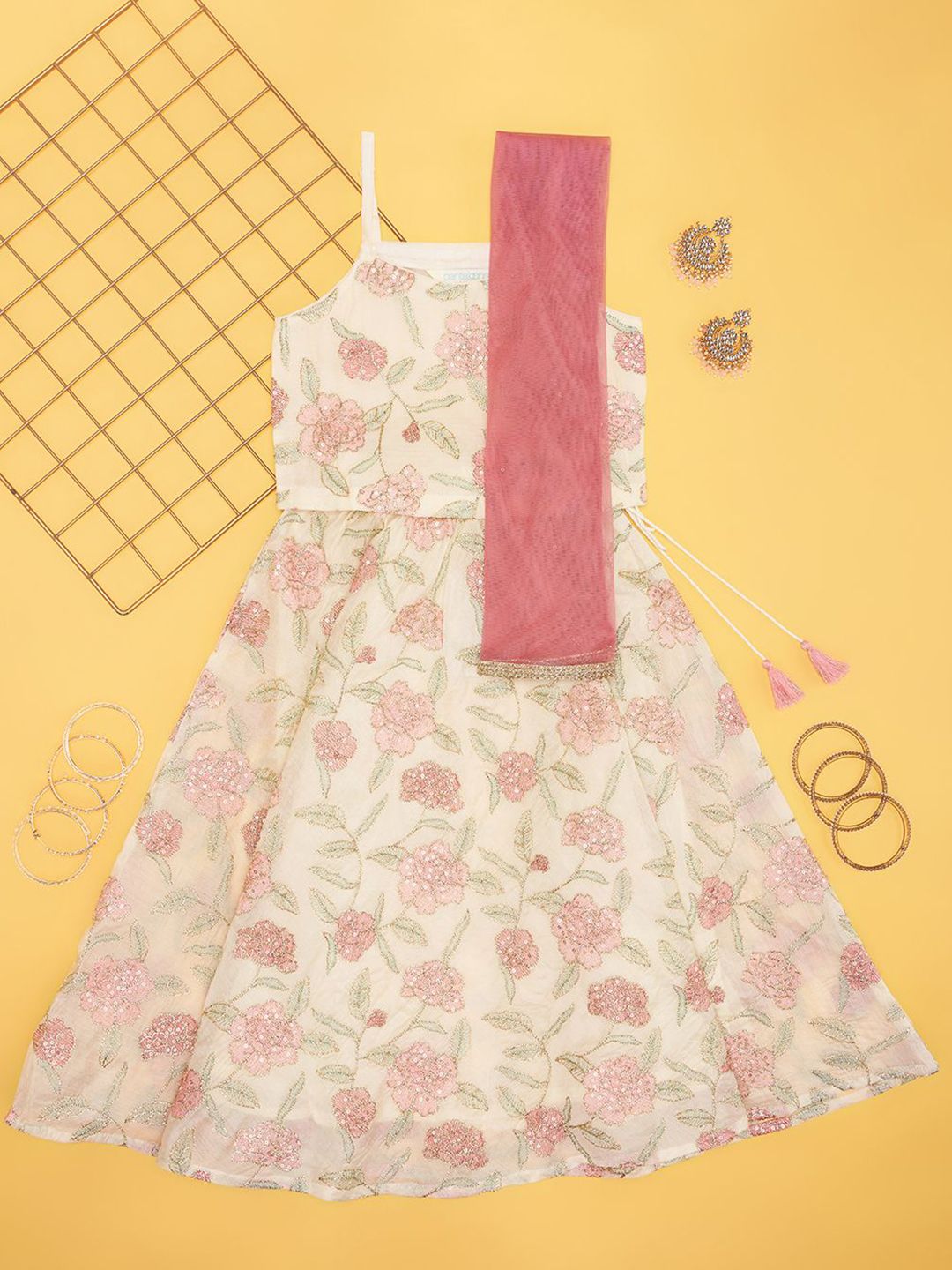 AKKRITI BY PANTALOONS Girls Printed Sequinned Ready to Wear Lehenga & Blouse With Dupatta