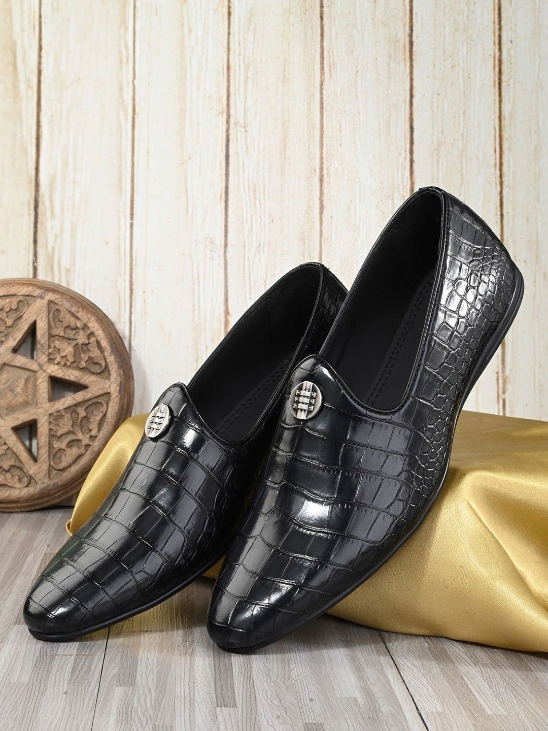 House of Pataudi  Men Casual Loafers