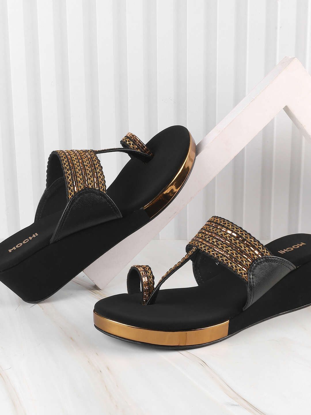 Mochi Mochi Embellished Platform Pumps