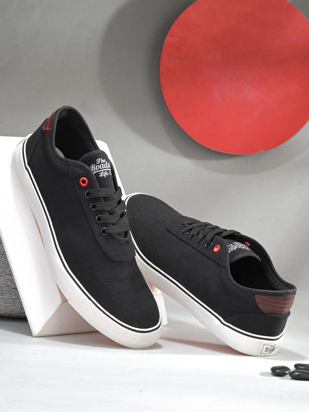 The Roadster Lifestyle Co. Men Lightweight Casual Shoes