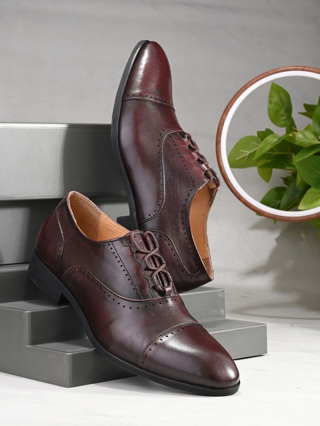 House of Pataudi Men Formal Brogues