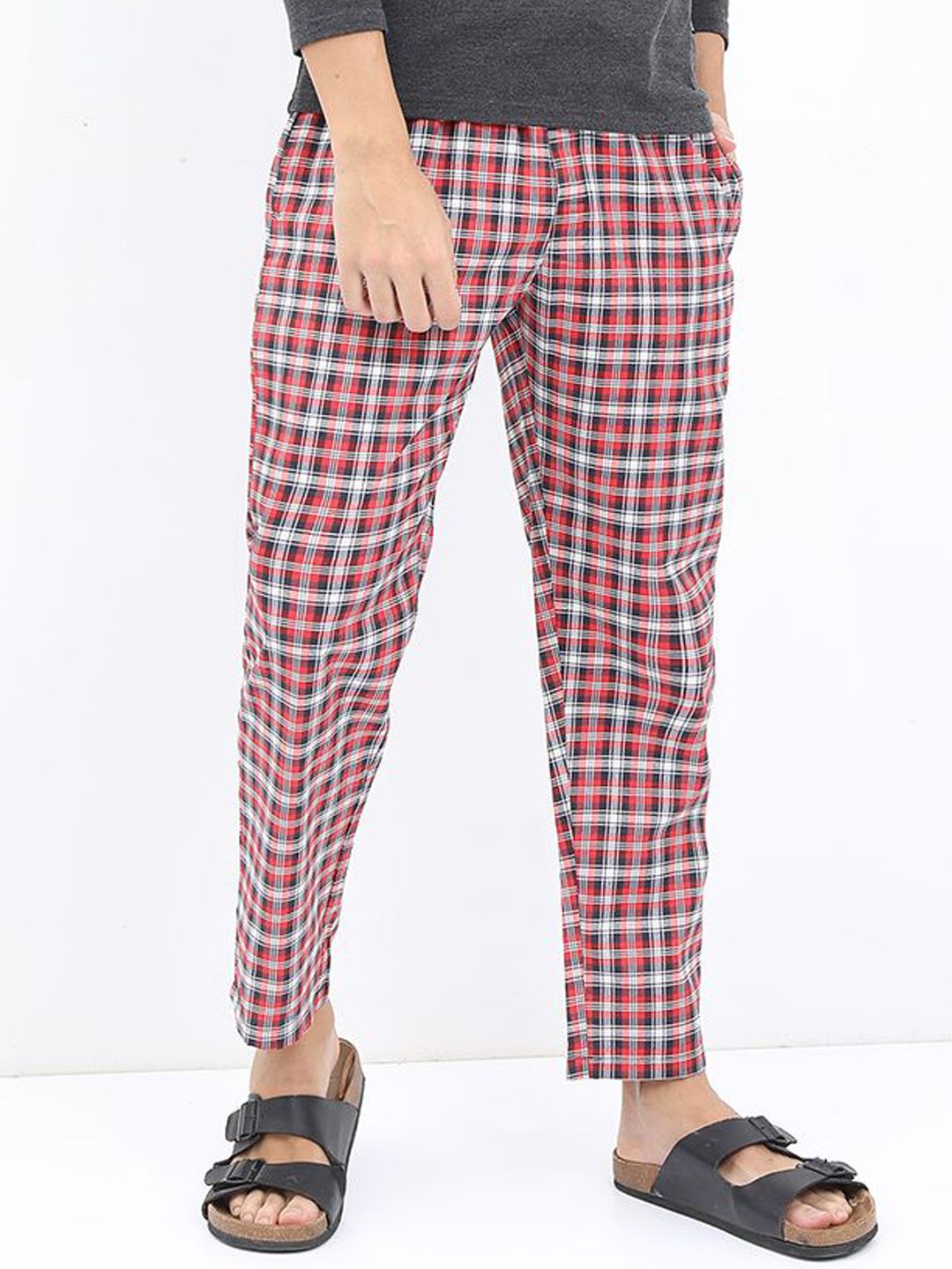 HIGHLANDER Men Checked Lounge Pants deal from myntra