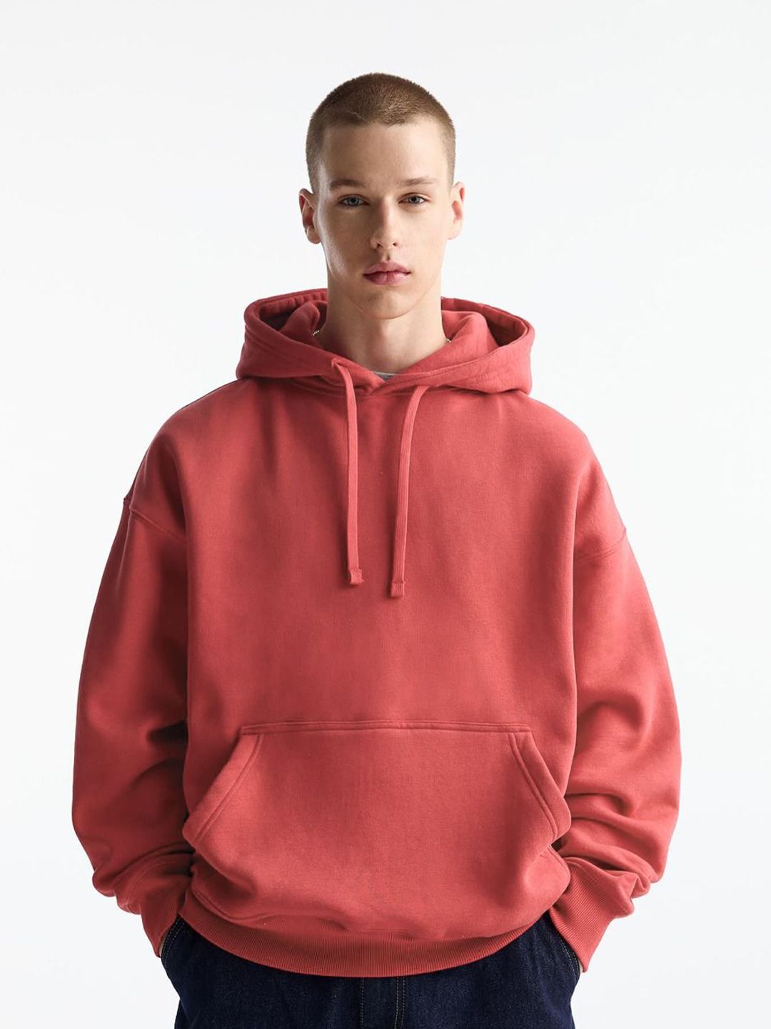 MISCHIEF MONKEY Men Solid Hooded Pullover Sweatshirt