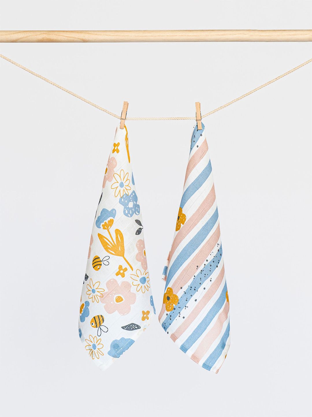 cocoon care White & Yellow 2 Pieces Printed Bamboo Muslin 110 GSM Face Towels