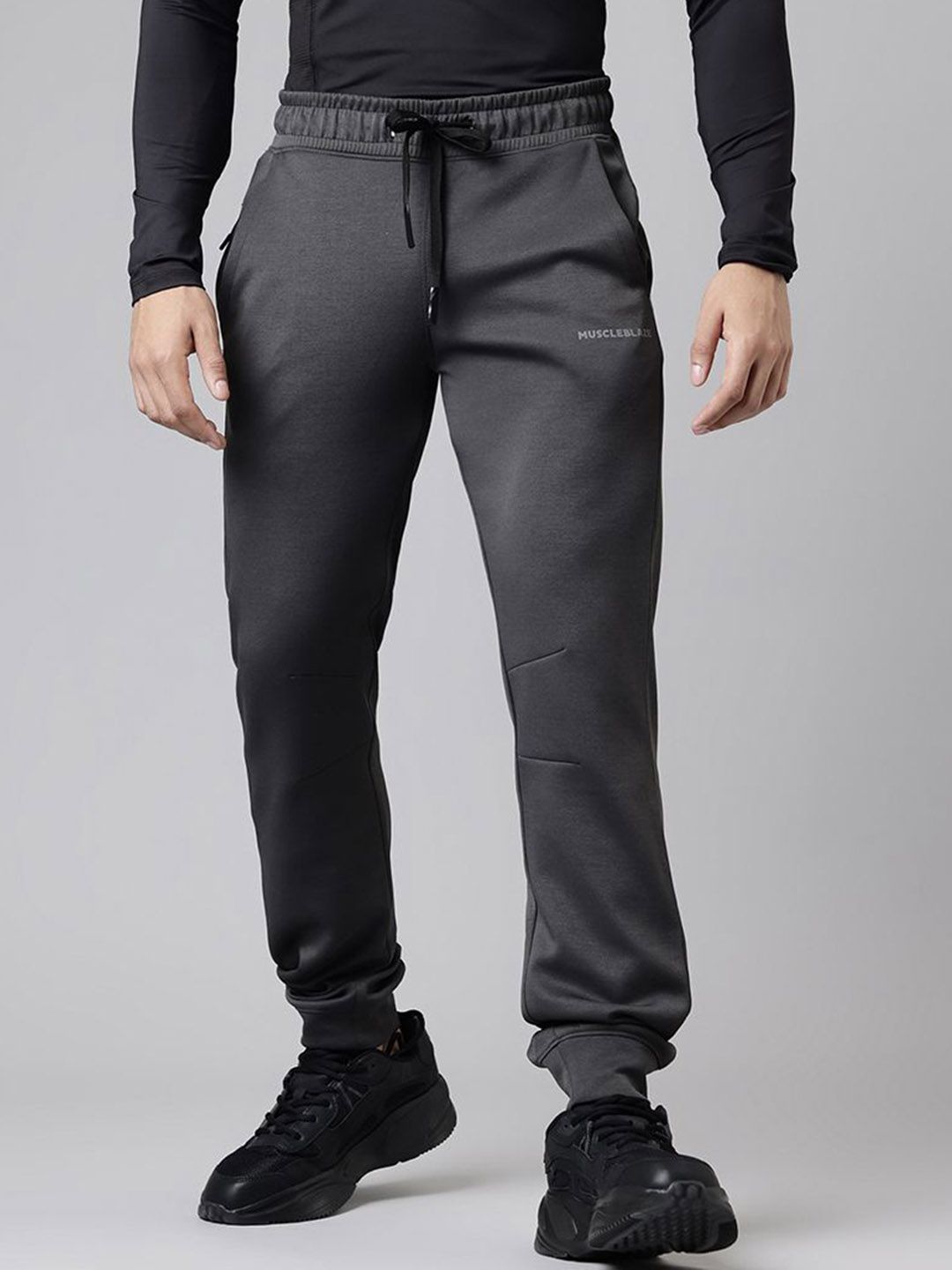 MuscleBlaze Men Squat-Proof Joggers