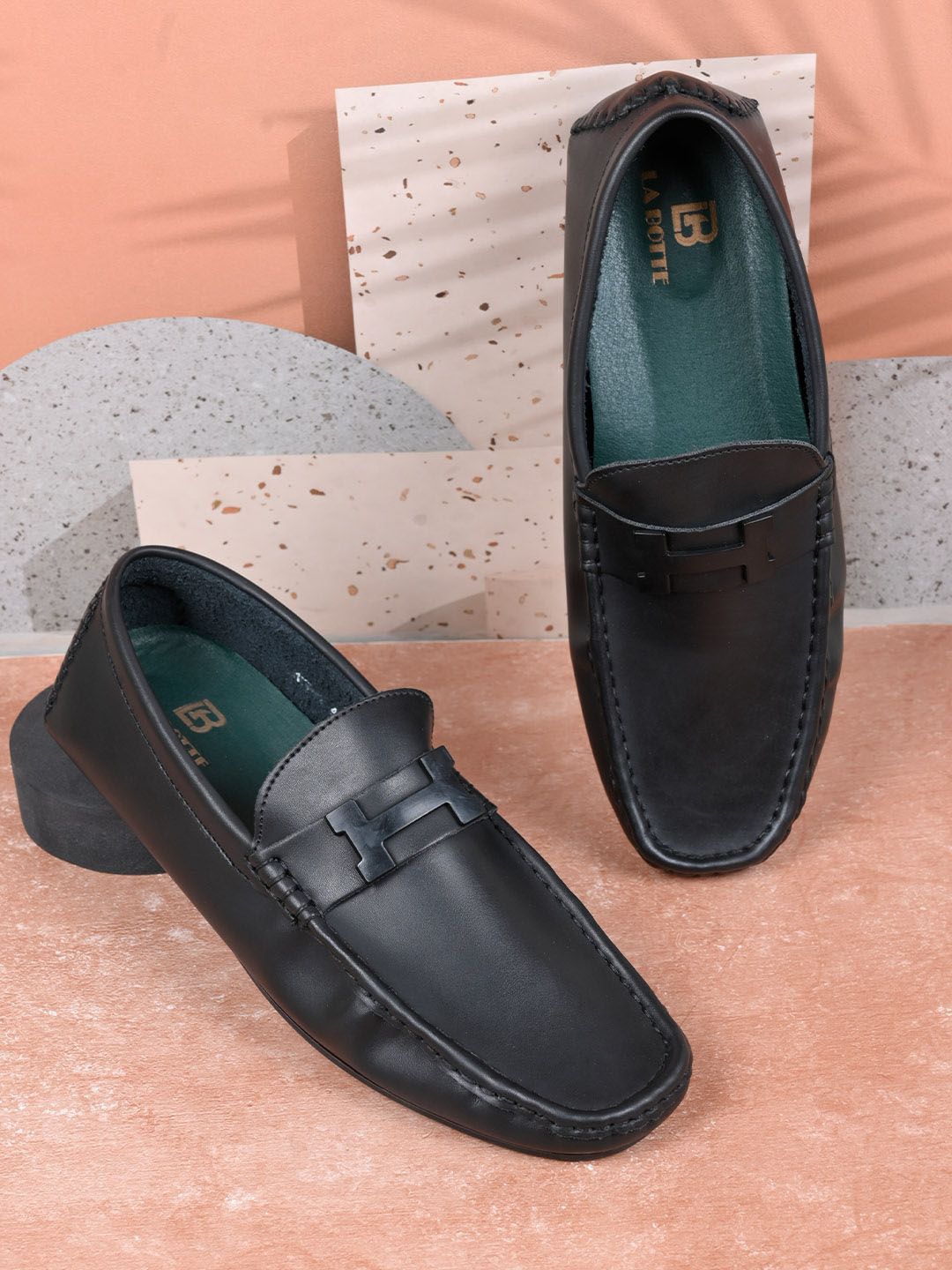 LA BOTTE Men Black Loafers