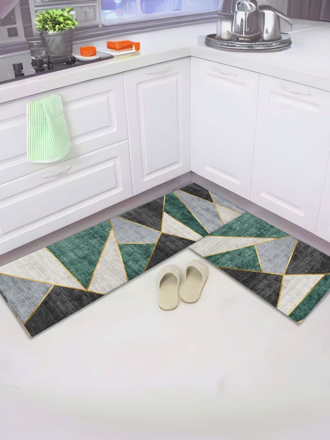 UMAI 2-Pcs Grey & Green Printed 150 GSM Rectangular Bath Mats