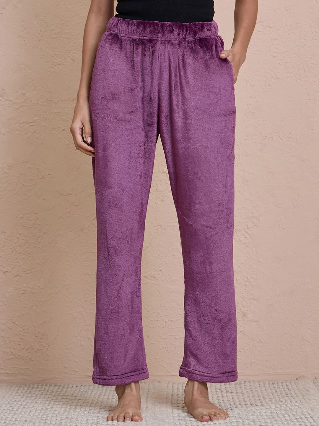 Nykd Mid-Rise Lounge pants