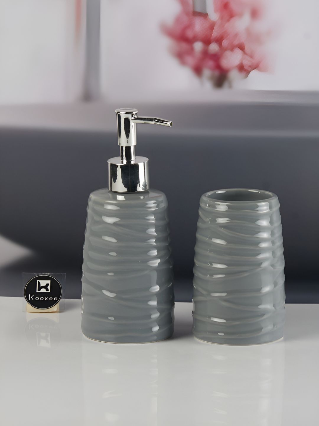 Kookee Grey 2 piece Abstract Ceramic Bath Accessories Set