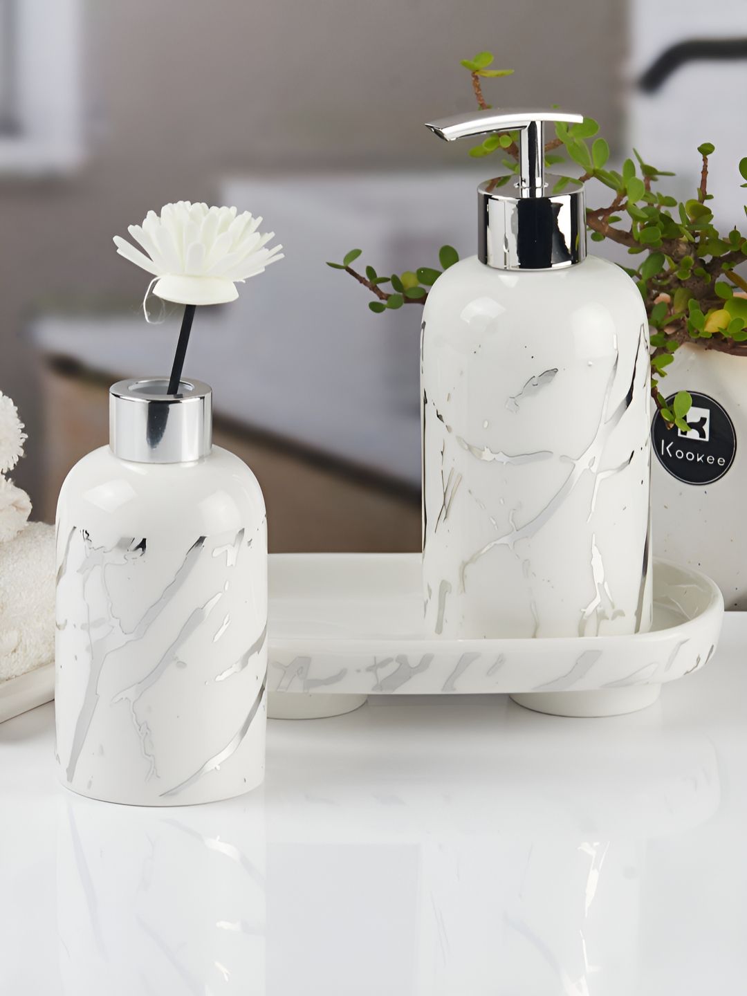 Kookee Multicoloured 3 piece Abstract Ceramic Bath Accessories Set