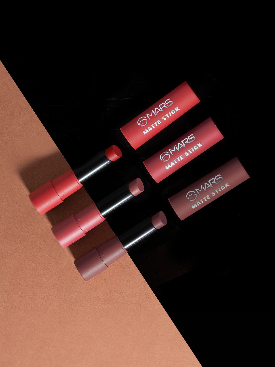 MARS Set of 3 Matte Lipsticks Box - Reds and Maroons 01