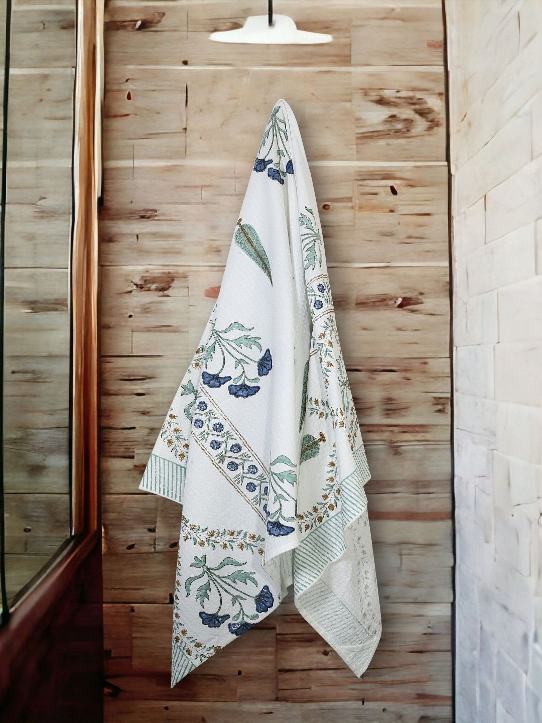 Texstylers Blue & White Printed Pure Cotton 300 GSM Bath Towel