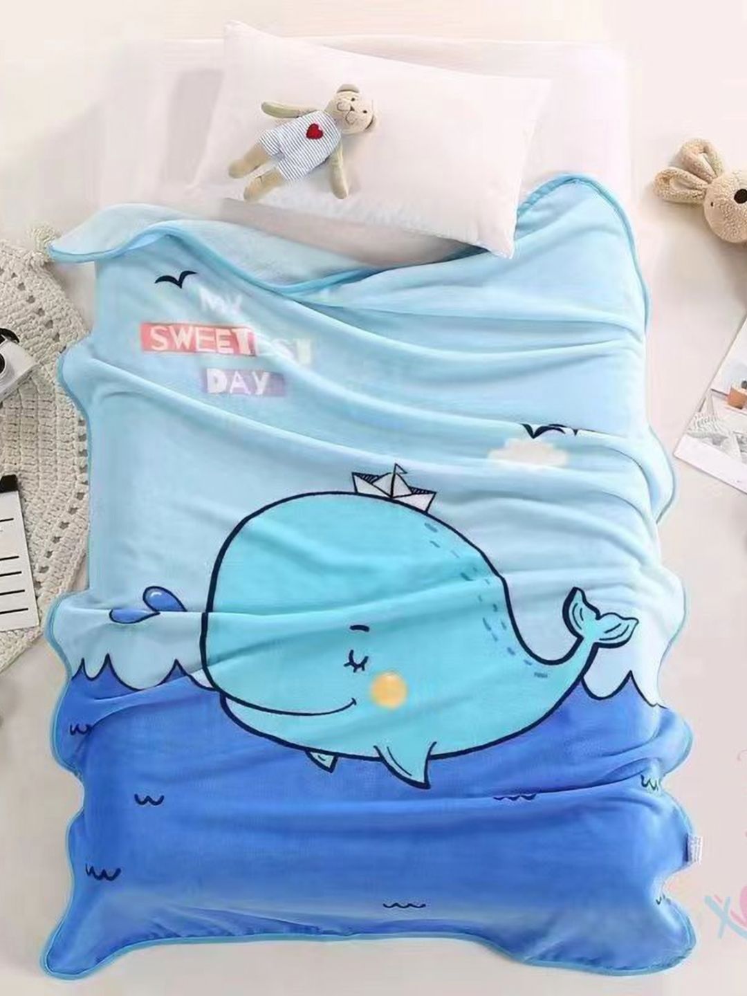 Butterthief Blue & Navy Blue Cartoon Characters AC Room 210 GSM Single Bed Blanket