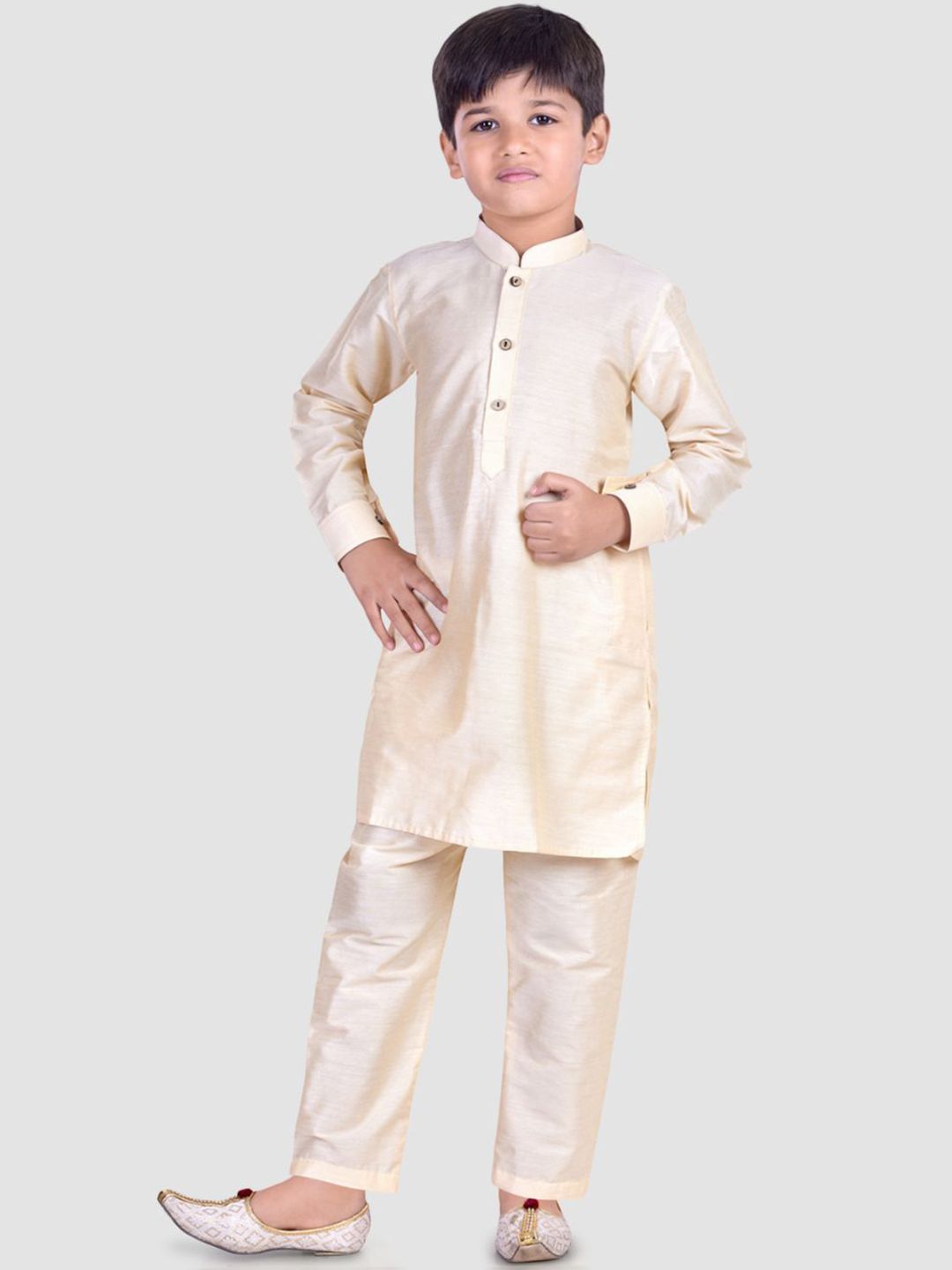 Pehanaava Boys Mandarin Collar Straight Kurta with Pyjamas