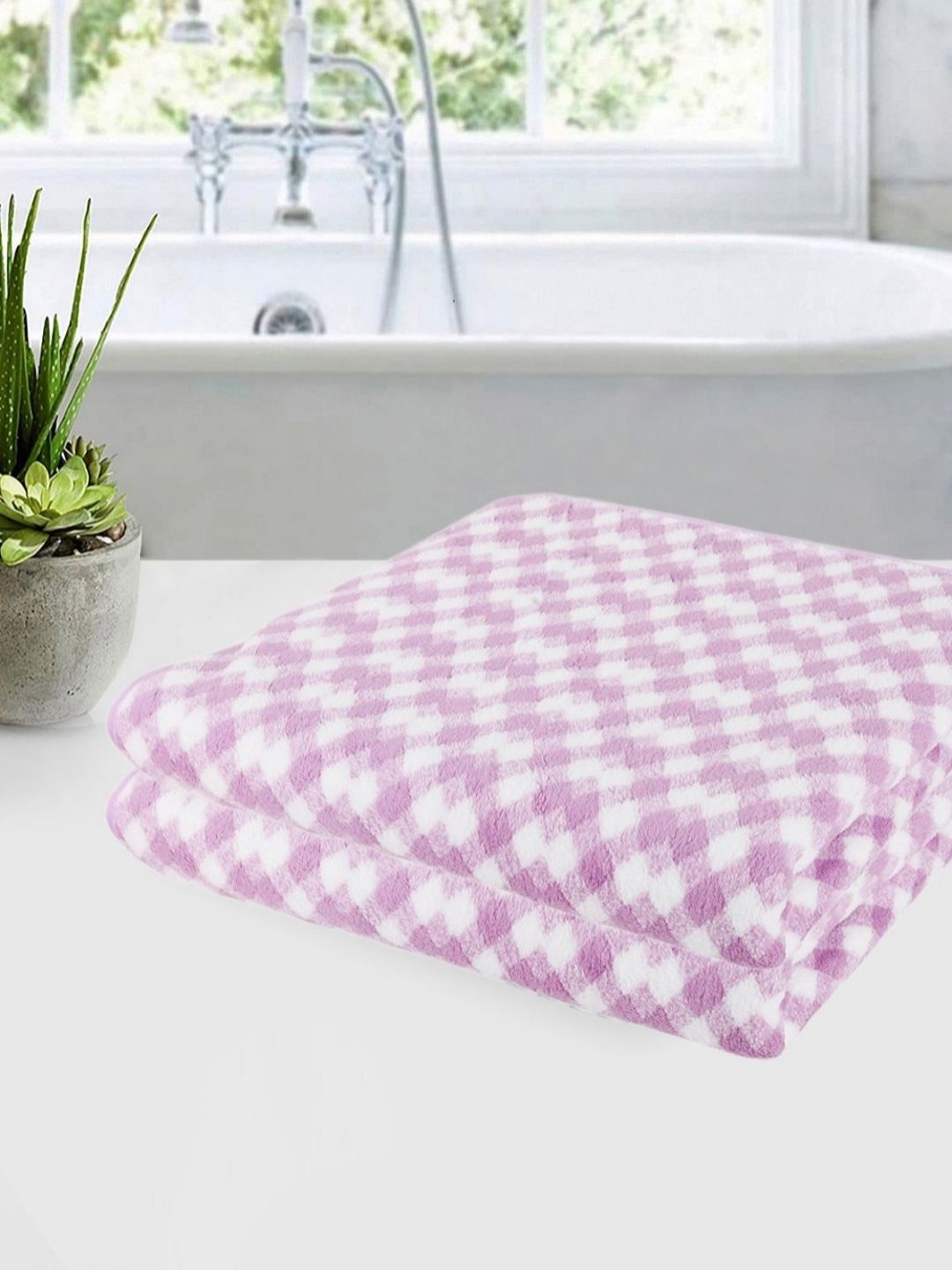 Myntra Elegant Homes White & Purple Printed Microfiber 350 GSM Bath Towel