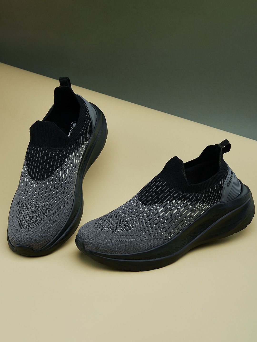 Duke Men Textile Walking Shoes