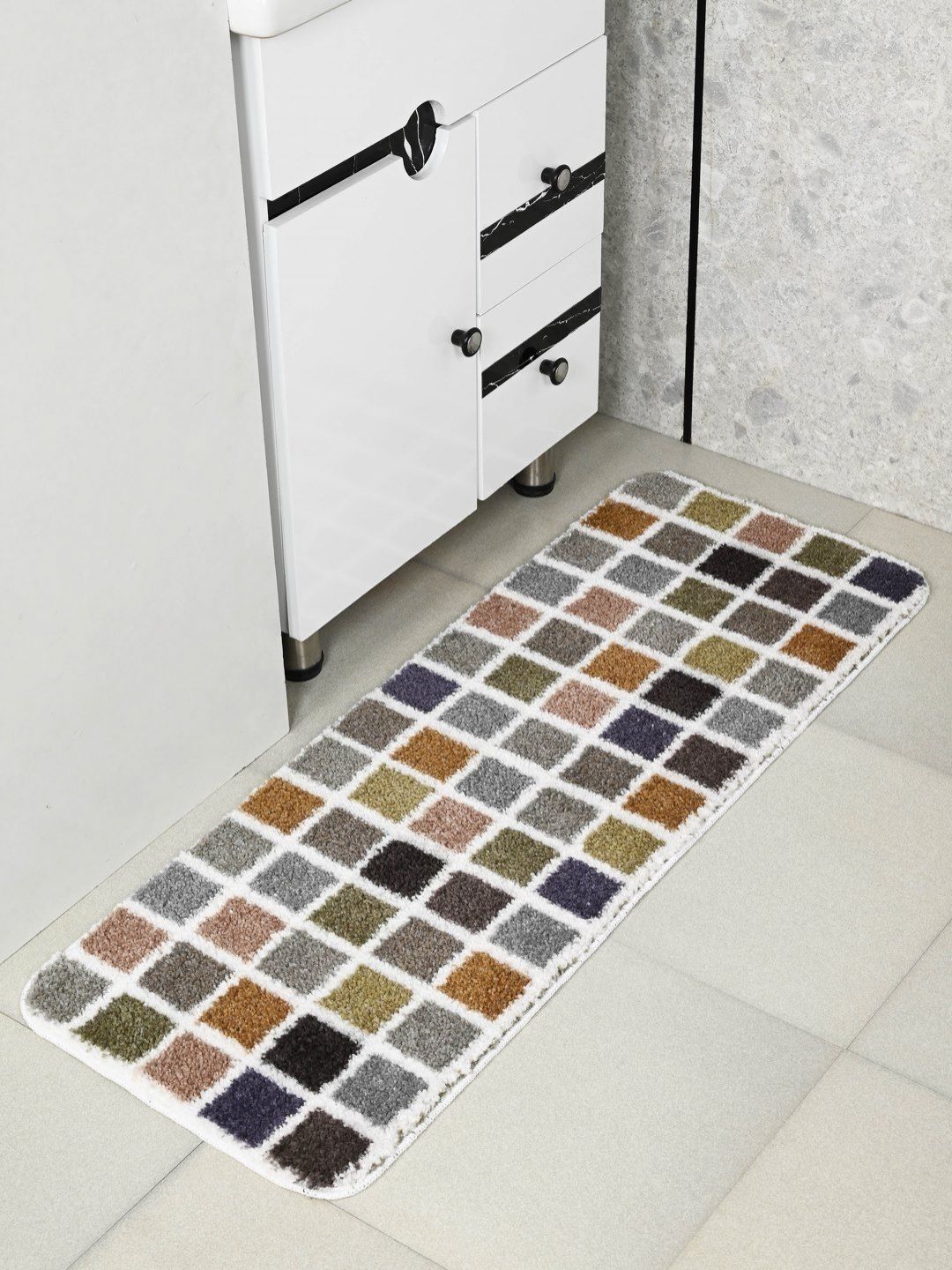 Saral Home Grey & White Geometric Printed Anti-Skid Floor Runner
