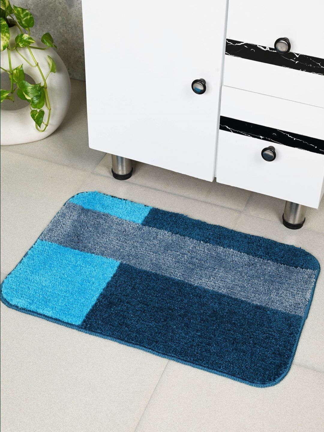Saral Home Blue & Grey Colourblocked 2000 GSM Bath Rugs