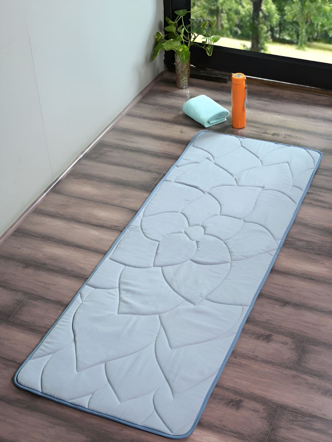 Saral Home Saral Home Blue Floral Textured Cotton Anti Skid Indoor Yoga Mat