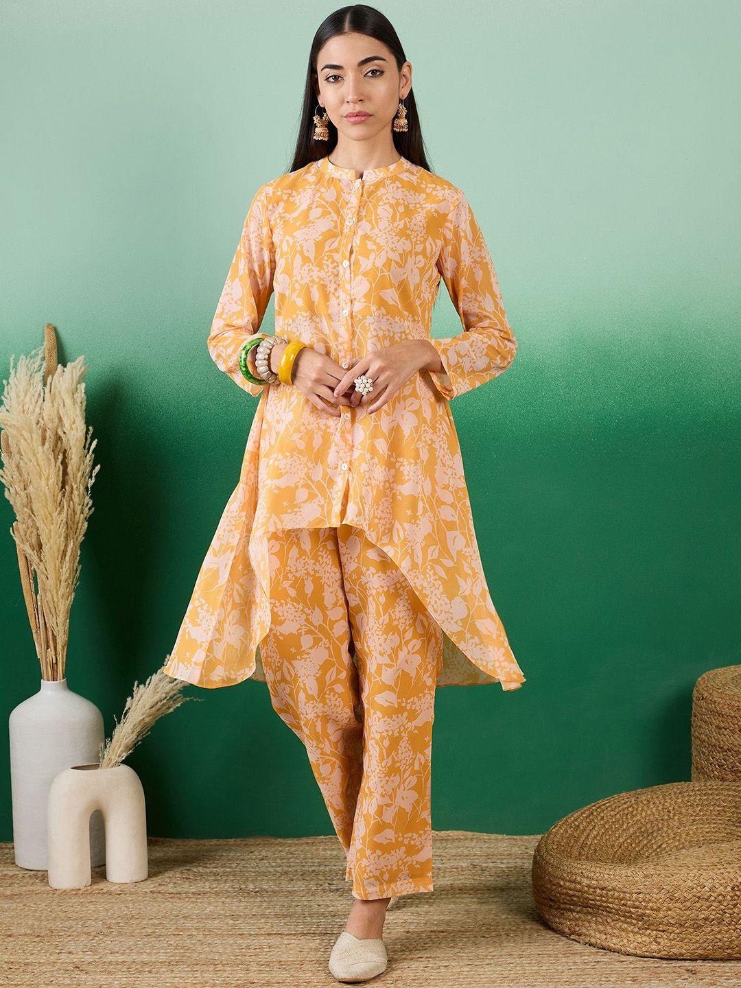 Sangria Yellow Printed Mandarin Collar Tunic With Trouser