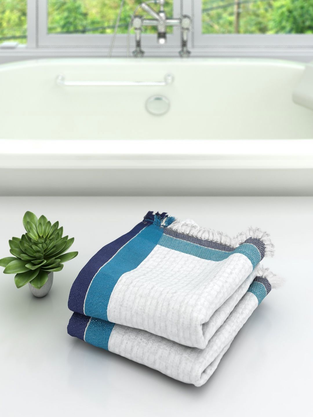 Aura White & Navy Blue 2 Pieces Cotton 210 GSM Bath Towel