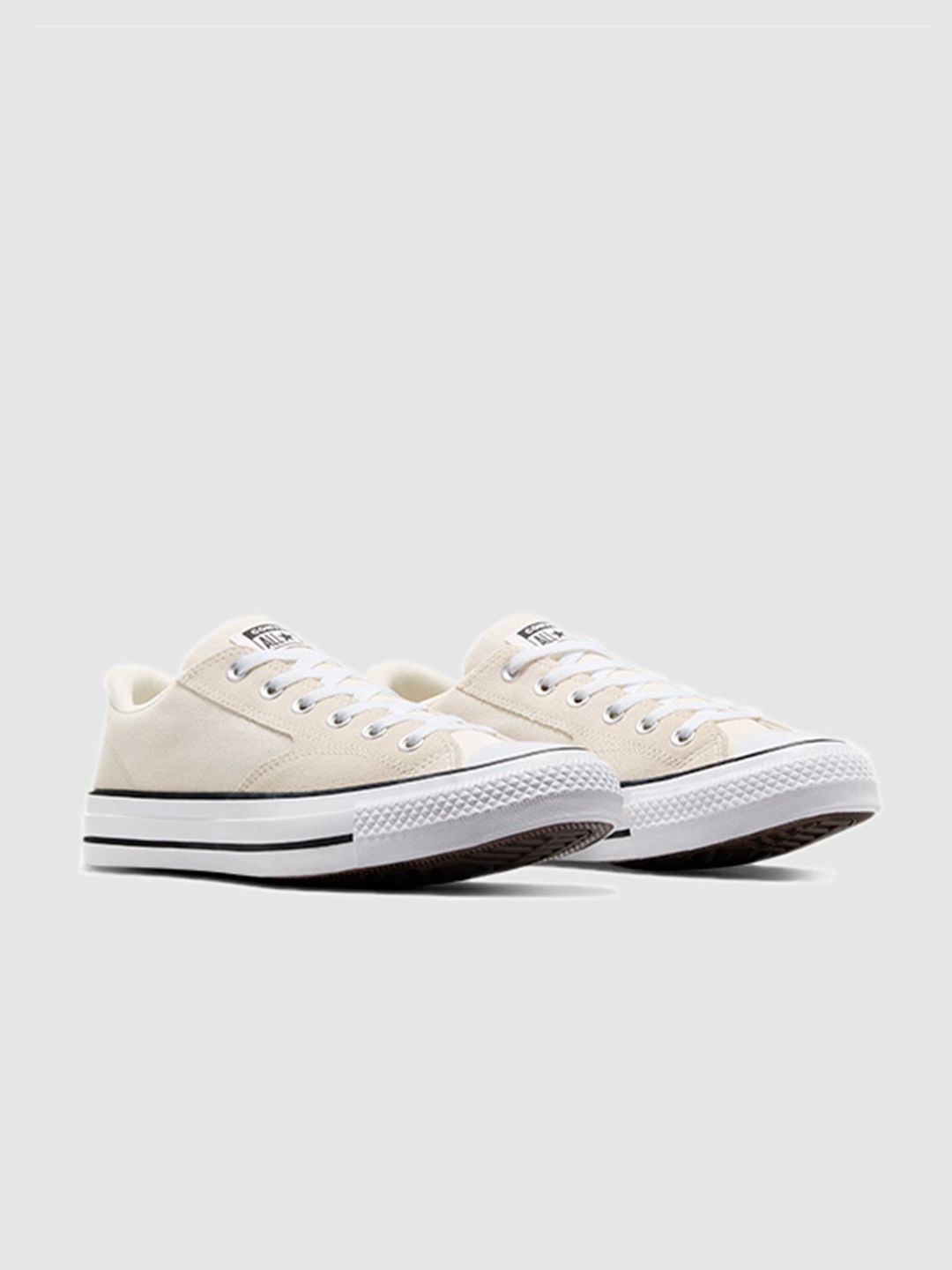 Converse Unisex Suede Lace-Ups Sneakers