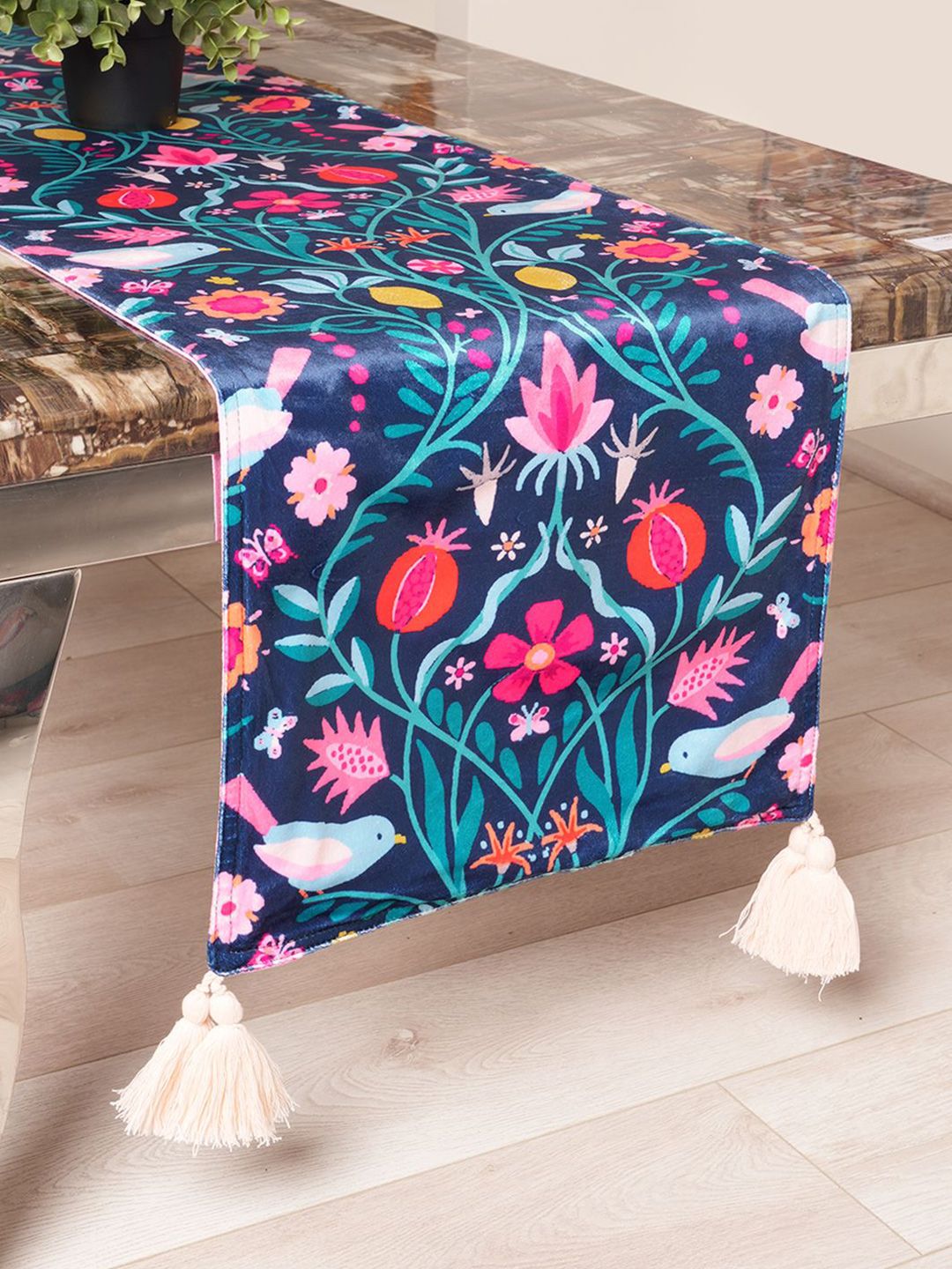 BLANC9 Blue & Pink Floral Printed Rectangular Table Runner With Tassel