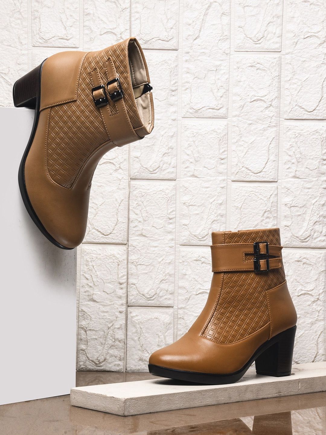 Try Me Women Textured Block-Heeled Regular Boots