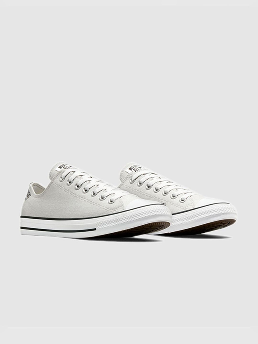 Converse Unisex Low Top Sneakers