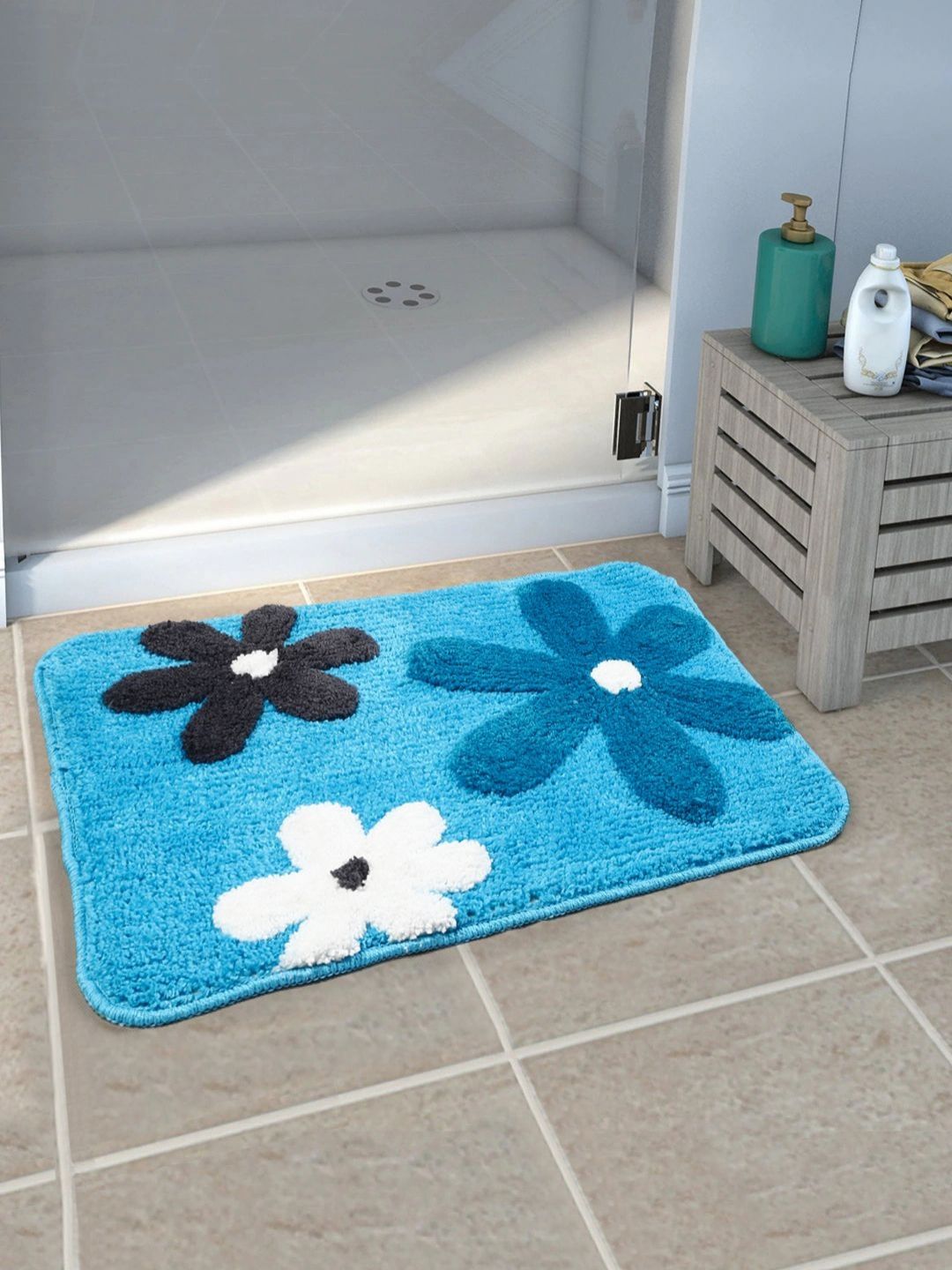 Saral Home Blue & White Textured Anti Skid Bath Mats