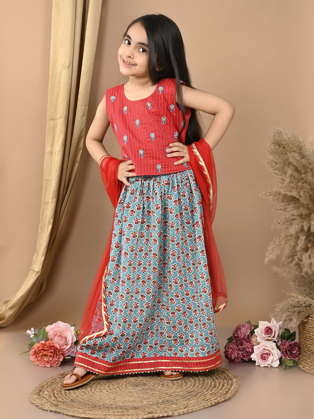 Here&Now X Kinder Kids Girls Printed Ready to Wear Lehenga & Blouse With Dupatta