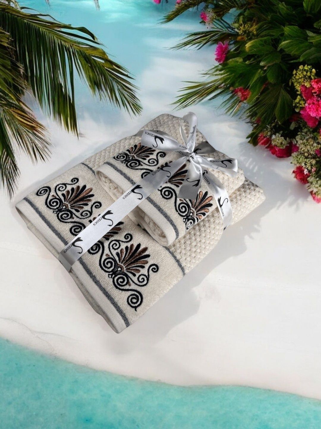 SENSES Off White 2 Pieces Floral Printed Cotton 550 GSM Towel Set