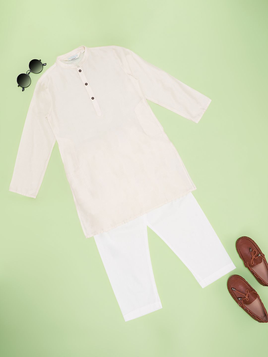 indus route by Pantaloons Boys Regular Straight Kurta with Pyjamas
