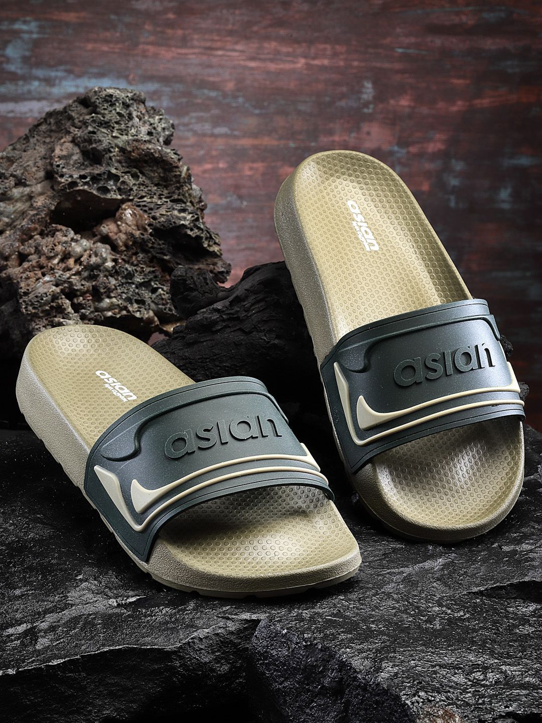 ASIAN Men Self Design Rubber Sliders