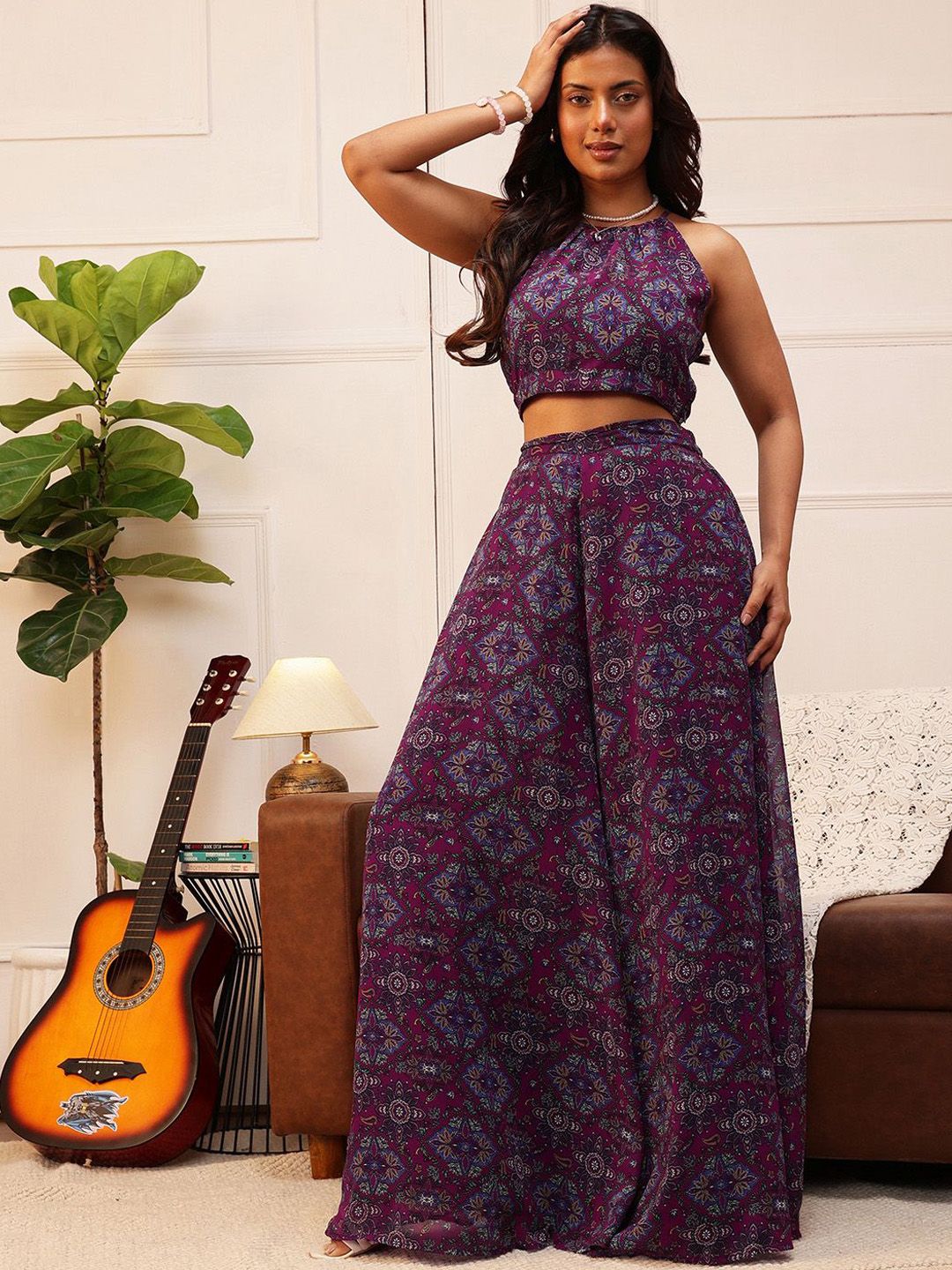 QUIERO Floral Printed Round Neck Top With Palazzo