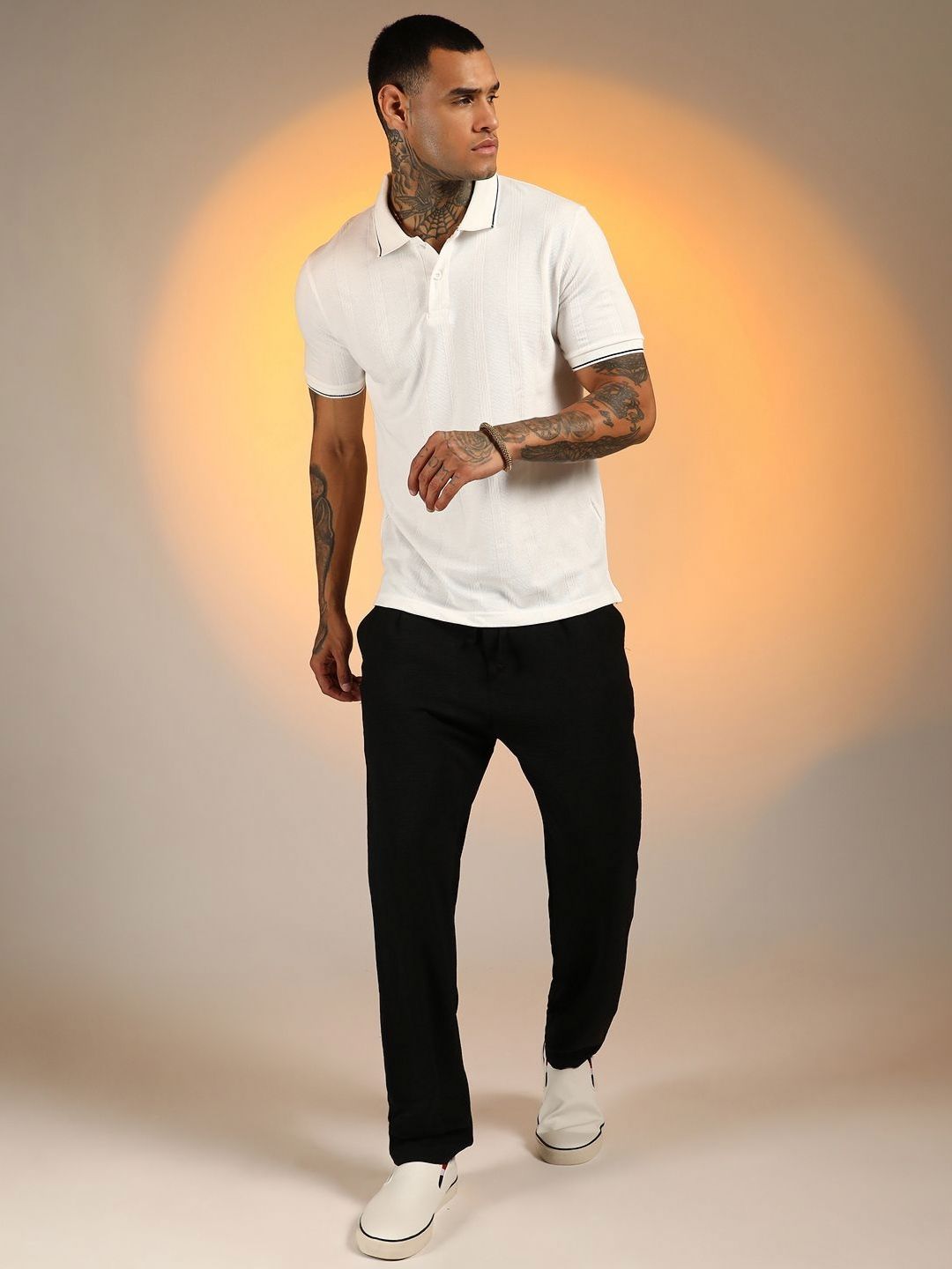 CAHOOT Men Solid Polo Collar Cotton T-shirt