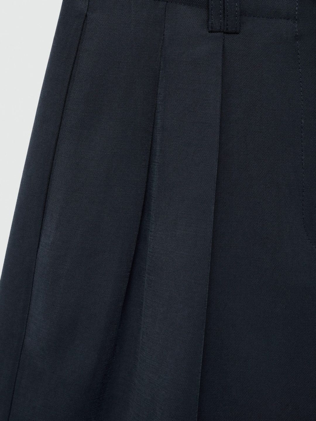 Pleated Mid-Rise Shorts