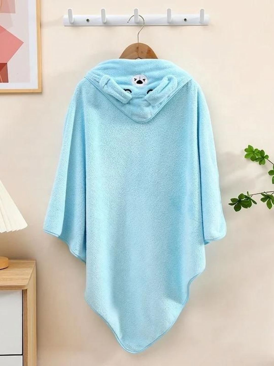Butterthief Blue & White Printed 250 GSM Hooded Bath Towel