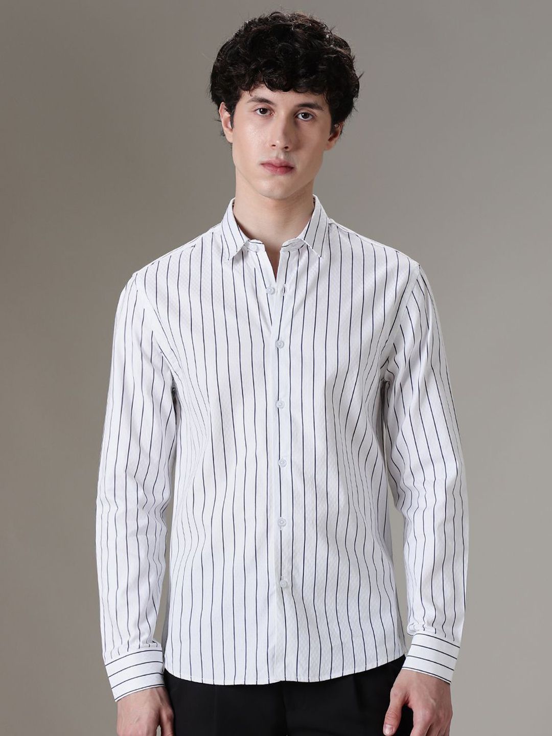 Banana Club Vertical Stripes Cotton Long Sleeves Slim Fit Shirt