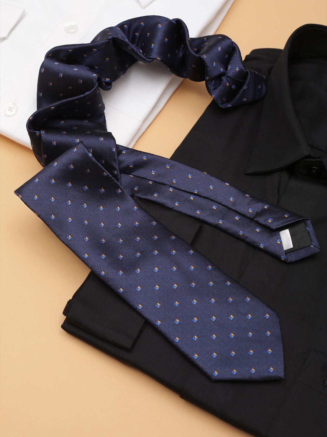 Allen Solly Men Printed Broad Tie