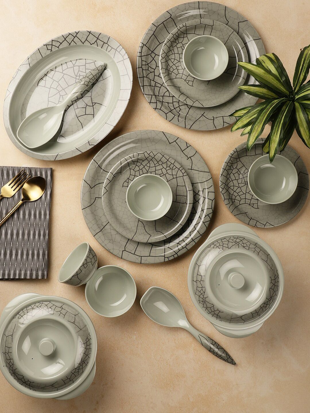 Servewell Grey & Black Pieces Geometric Printed Melamine Glossy Dinner Set Price in India