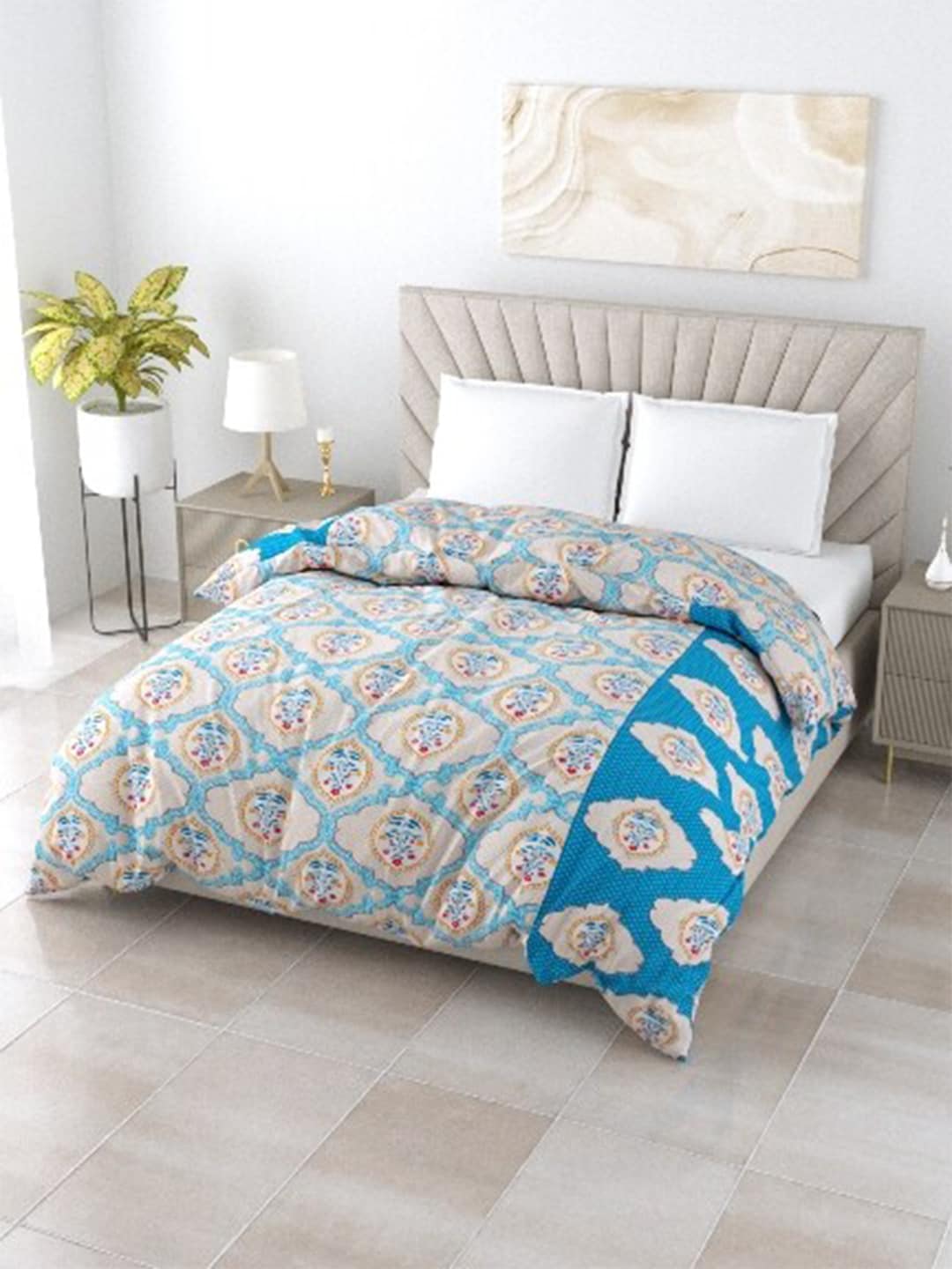Salona Bichona White & Blue Ethnic Motifs AC Room 150 GSM Double Bed Comforter Price in India
