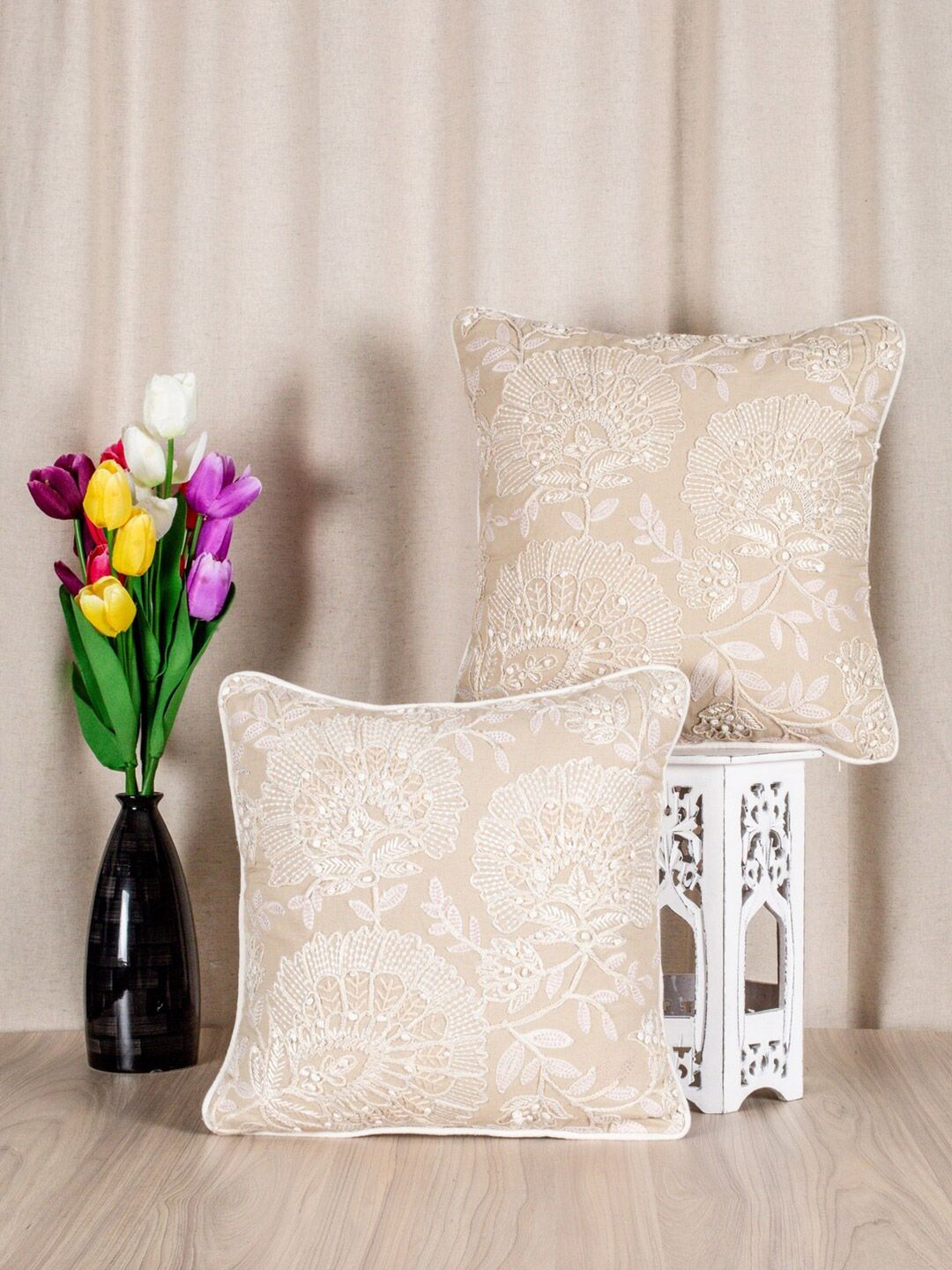 SHADES of LIFE Cream-Coloured & White Set of 2 Floral Square Cotton Cushion Covers Price in India