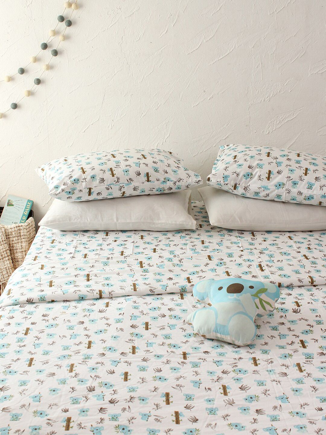 House This White & Blue Printed Pure Cotton AC Room 110 GSM Double Bed Dohar Price in India