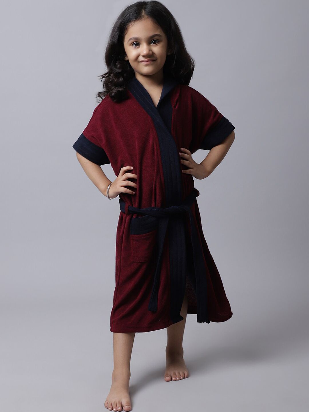 ELEVANTO Unisex Kids Maroon & Navy-Blue Solid Bath Robe