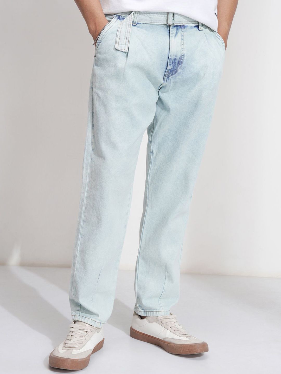 HIGHLANDER  Men Light Fade Mid Rise Stretchable Baggy  Jeans