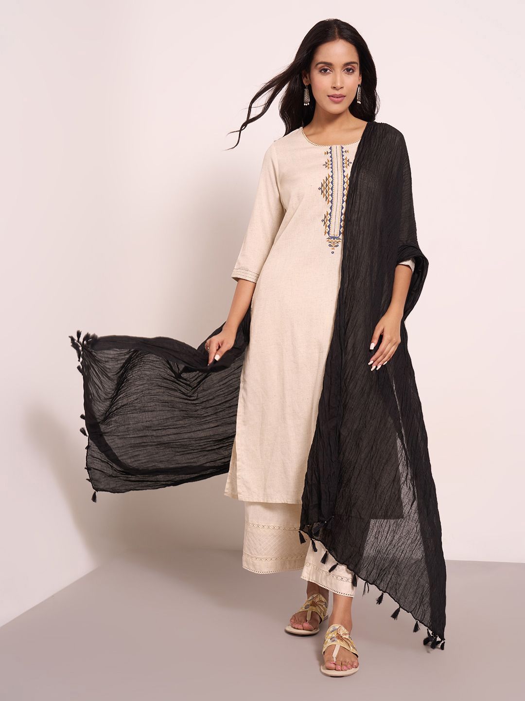 RANGMANCH BY PANTALOONS Dupatta