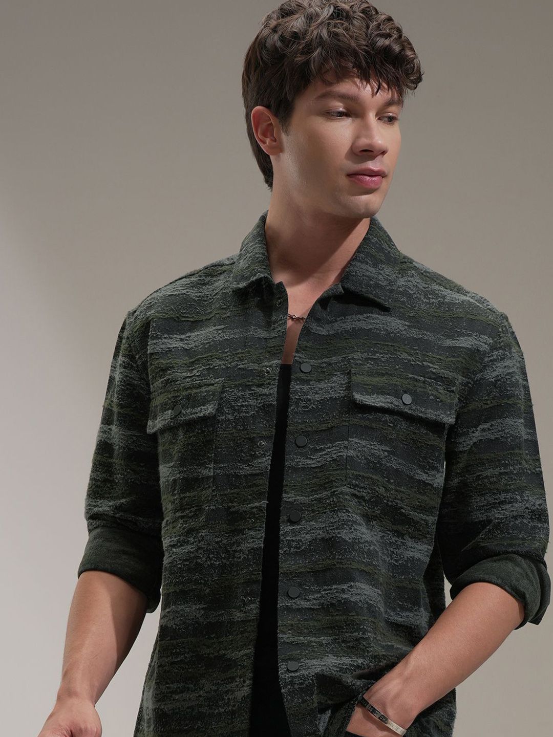 HIGHLANDER Men Comfort Opaque Casual Relaxed Fit Shirt